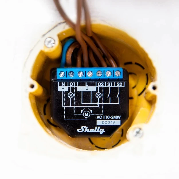 Shelly Plus 2PM - Smart Relay Tapparelle 16A AC/DC WiFi + PM - immagine 5