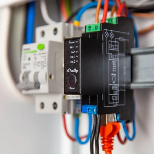 Shelly Pro 2PM - IP Smart Relay DIN 2ch. LAN/WiFi/BT + PM - immagine 4